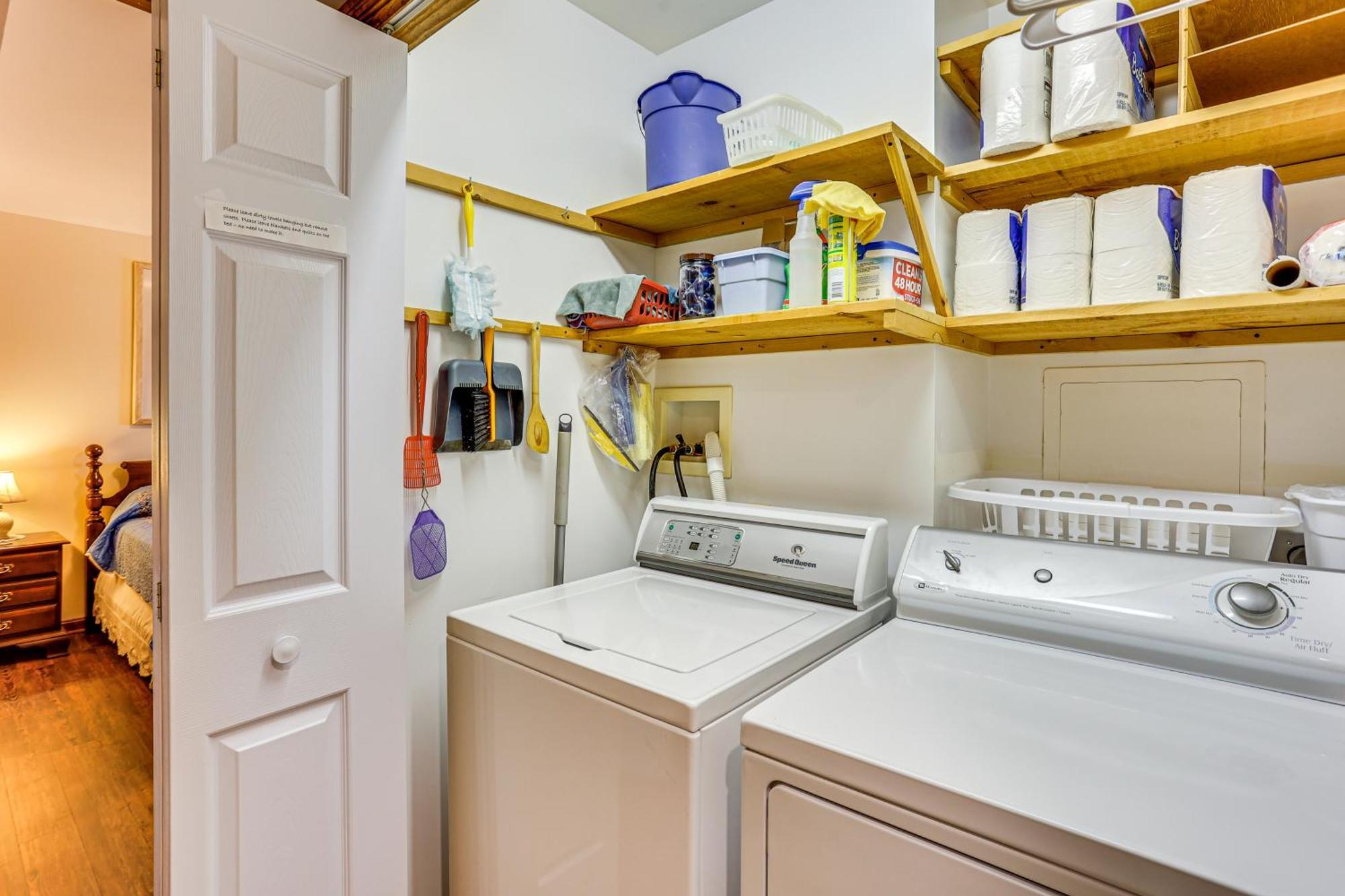 Charming Apartment With Yard And Beautiful Gardens! 曼海姆 外观 照片